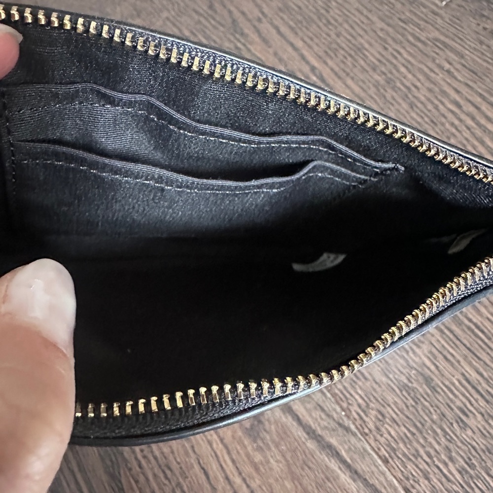 NEW Coach Wristlet Wallet - Shiny Finishing - Picture 6 of 6
